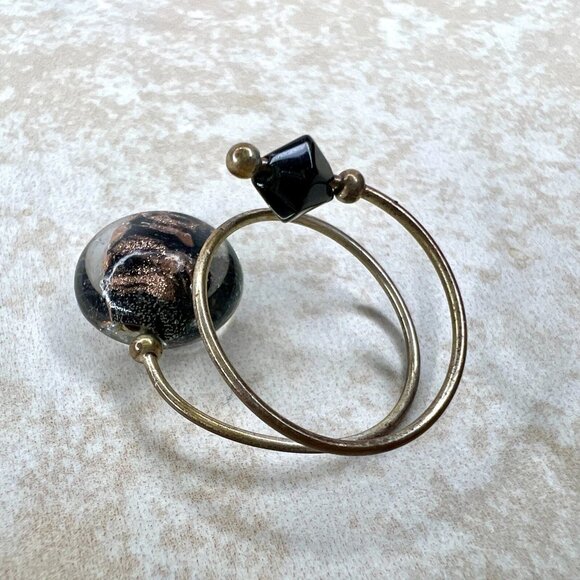 Silver Tone Glass Statement Ring Size 9 Modernist - Picture 3 of 4